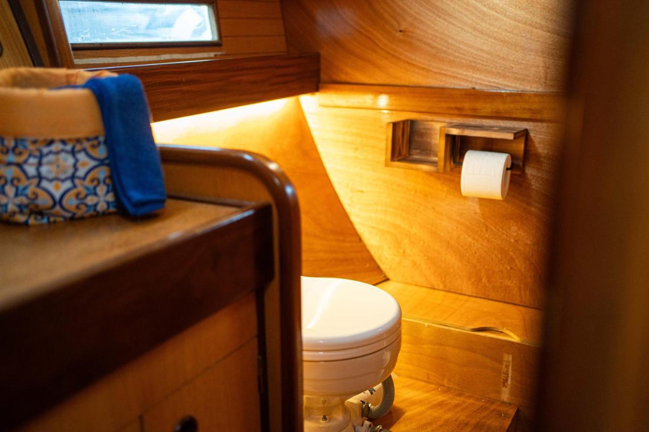 Fortuna In Boat 호텔 마리나디카메로타 외부 사진